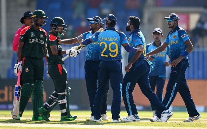 پاک بھارت میچ کا اثر؟ بنگلہ دیش اور سری لنکا کے کھلاڑی میچ کے دوران لڑ پڑے