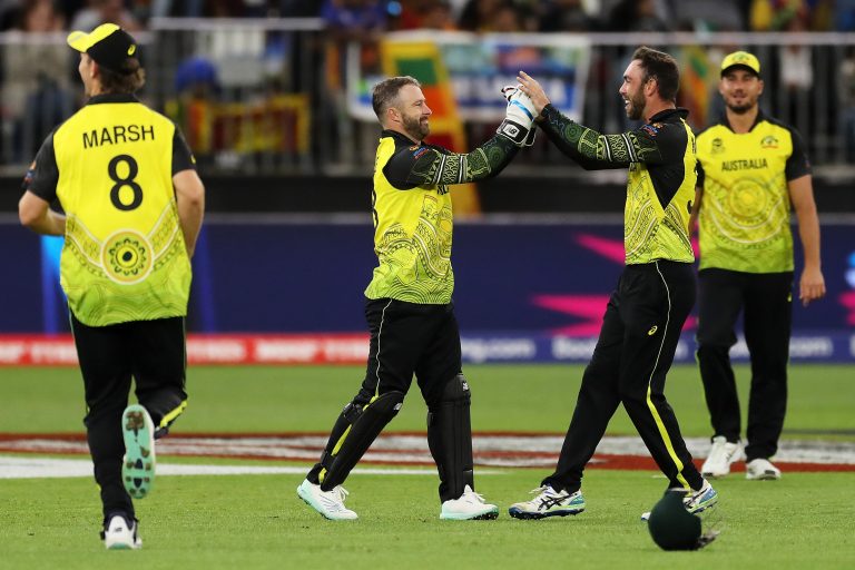 ٹی 20 ورلڈ کپ ،دفاعی چیمپئن آسٹریلیا کی پہلی جیت