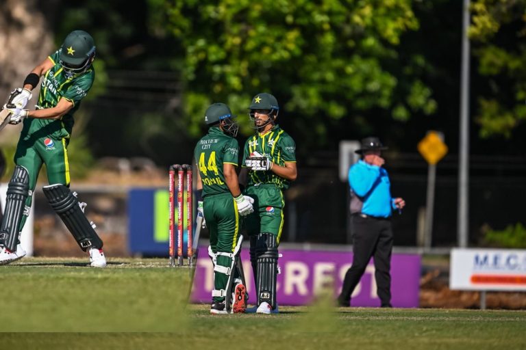 پاکستان شاہینز کو آسٹریلیا میں جاتے ہی شکست