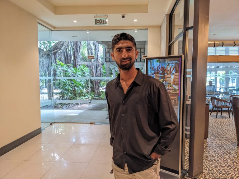 گردن پروٹیکٹر آگیا،کولمبو کی تازہ ترین صورتحال،پاک سری لنکا میچ اپ ڈیٹ