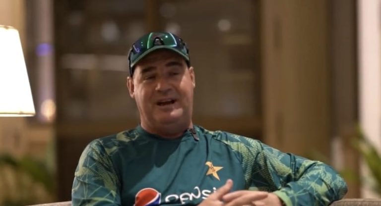 مکی آرتھر نے پاکستان کرکٹ ٹیم کا پلان بتادیا،تبدیلی ہوگی یانہیں،سیمی فائنل ہوگا یا نہیں