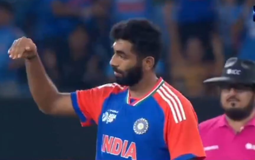 جسپریت بمراہ نے بھی حارث رئوف کو جوابی طیارہ گرنے کا اشارہ کردیا،اب کیا ہوگا جسپریت بمراہ نے بھی حارث رئوف کو جوابی طیارہ گرنے کا اشارہ کردیا،اب کیا ہوگا