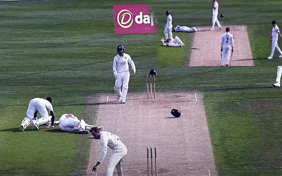 کائونٹی میچ کے دوران رن لیتے دونوں بیٹرز کا خوفناک تصادم،پچ بوس،امپائرز کا رن آئوٹ دینے سے کیوں انکار کائونٹی میچ کے دوران رن لیتے دونوں بیٹرز کا خوفناک تصادم،پچ بوس،امپائرز کا رن آئوٹ دینے سے کیوں انکار